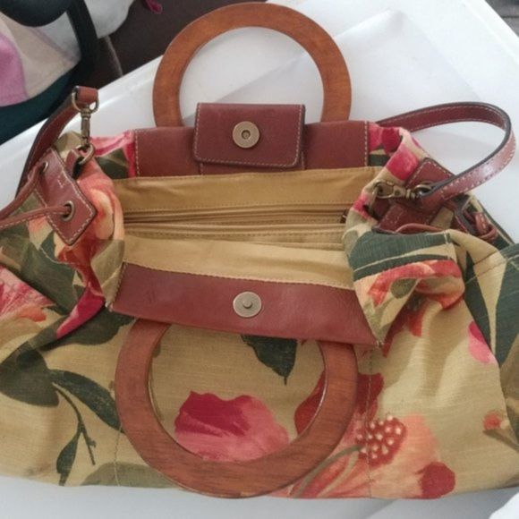 Fossil flower canvas/leather with wooden handle handbag - Picture 10 of 13